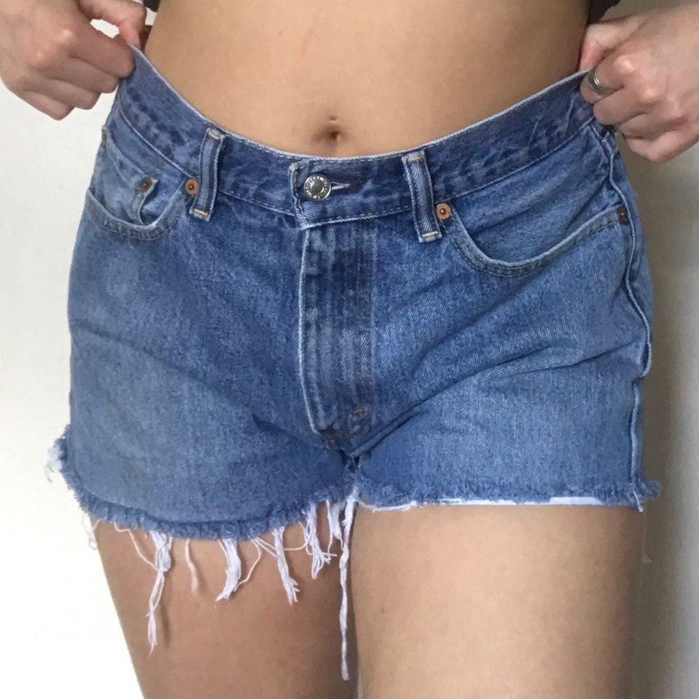 Levi’s 505 Denim Cutoff Shorts Size 33
